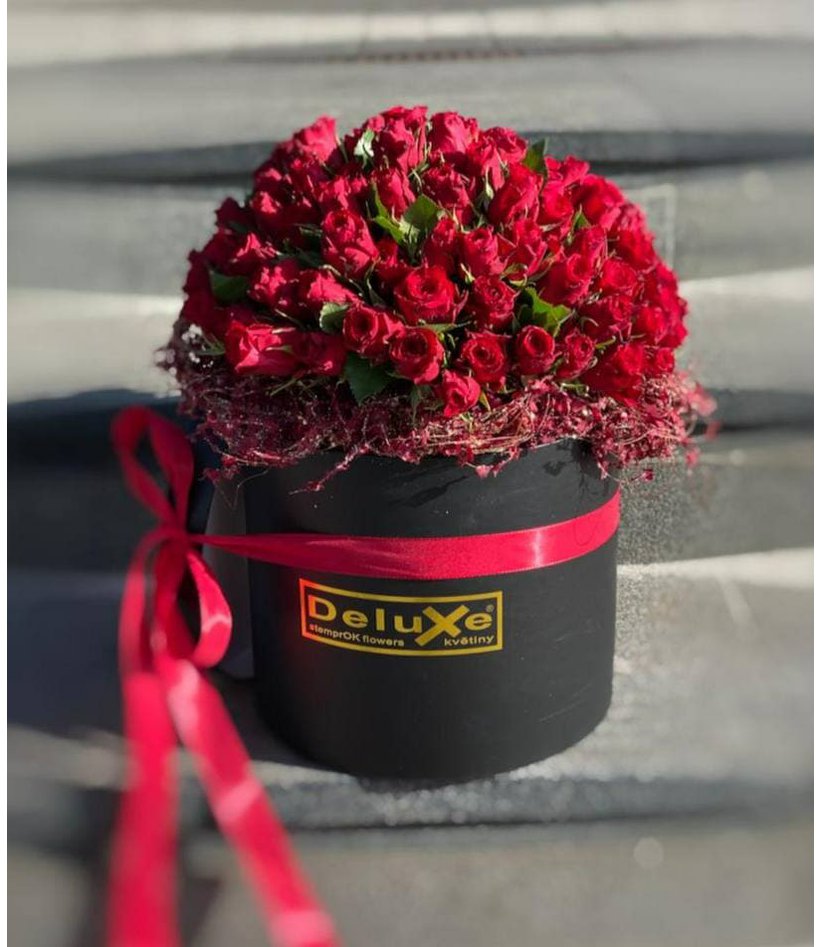 květinová Luxusní krabička  s rudými růžemi
