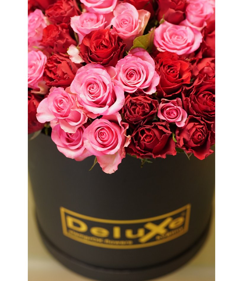 květinové krabičky XL s růžemi 150 ks
