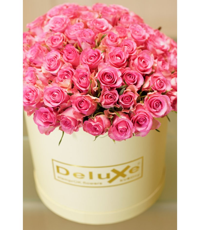 květinové krabičky velikosti X s růžemi až 130 ks