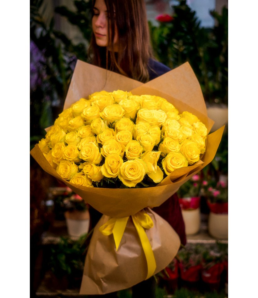 51 exkluzivních růží žlutých
